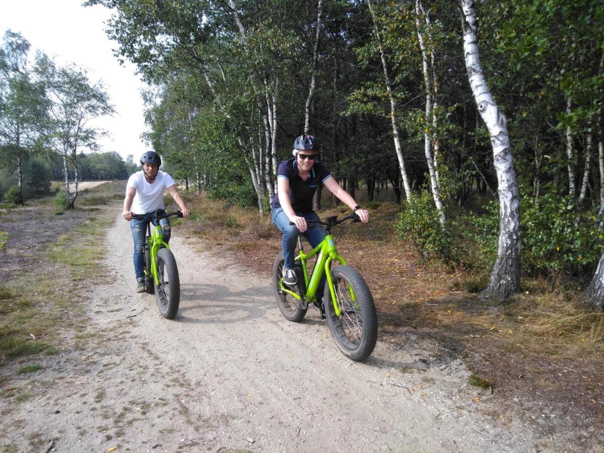 Chalet Op De Veluwe # Berk Putten Εξωτερικό φωτογραφία